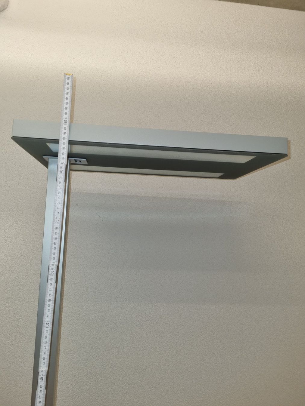 Luxo Lampade: Bürolampe LUXO – Usato da Bülach venduto da wagGenossenschaft 8