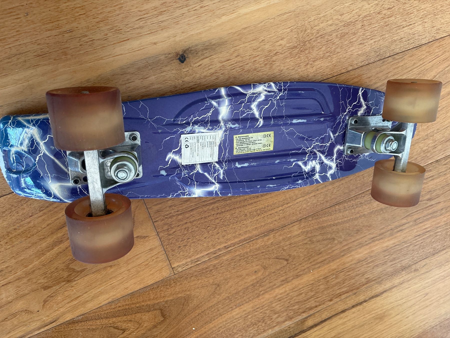 Penny Skateboards Skateboards: Pennyboard mit coolem Lightning-Design, Sommer-Spass! – Usato da Wettswil venduto da Missyellow 4