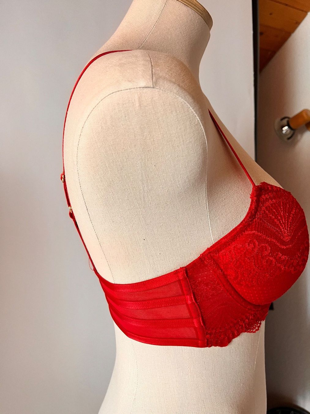 Lascana Altra biancheria intima: LASCANA, Push-Up-BH, Grösse 80A, Farbe Rot – Nuovo e nell'imballaggio originale da Rudolfstetten venduto da gst_g7xl 3