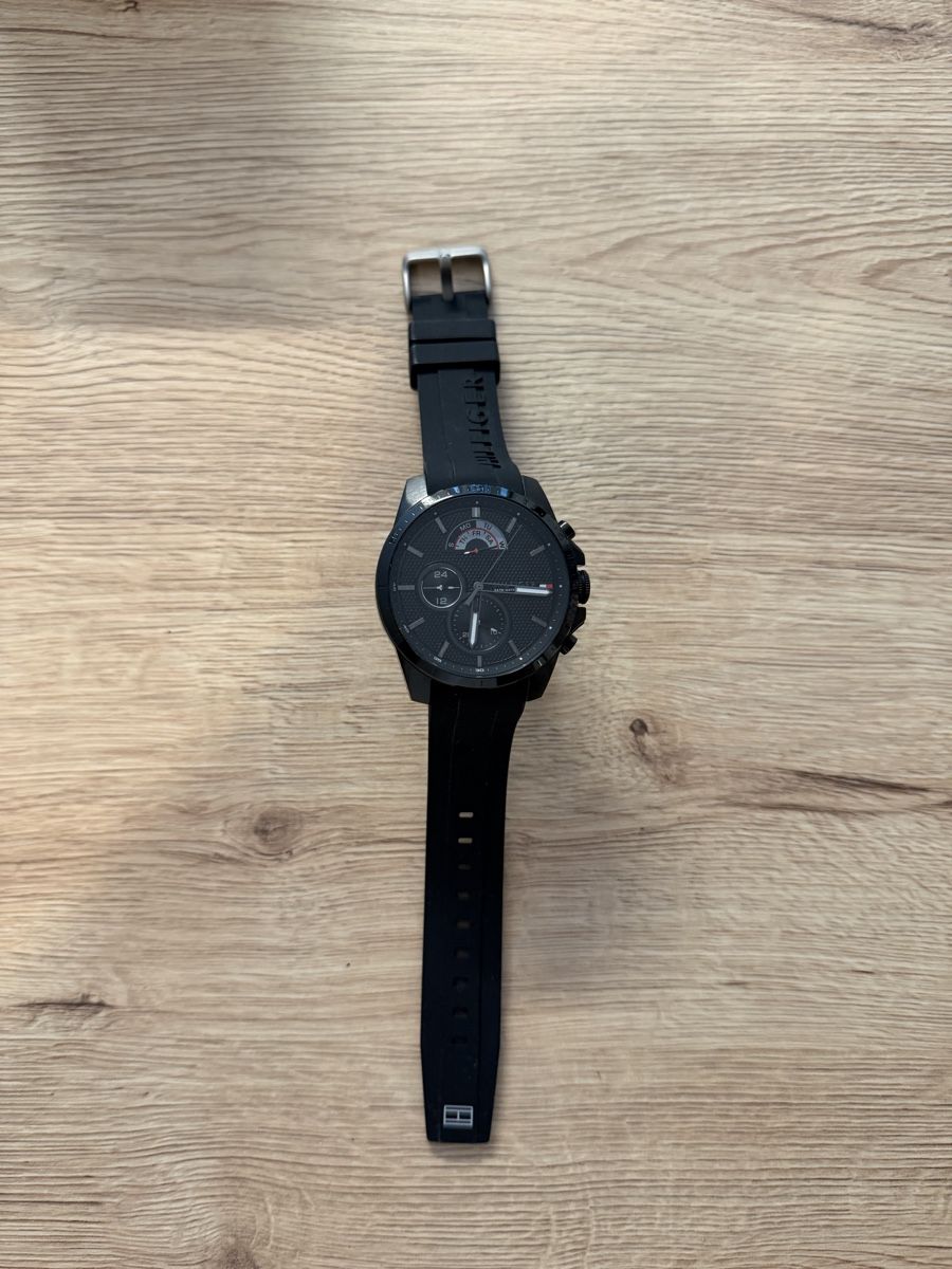 Tommy Hilfiger Orologi: Montre TOMMY HILFIGER – Usato da Moutier venduto da beu_8jpm 1
