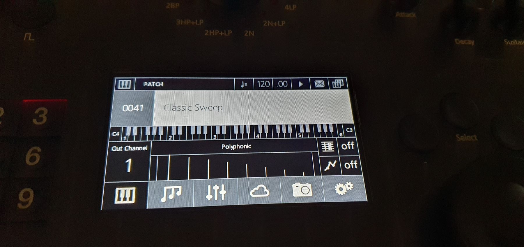 Modal Electronics Strumenti musicali: Modal 008 mit Koffer - wie neu – Nuovo (secondo la descrizione) da Muri AG venduto da Jeromia 1