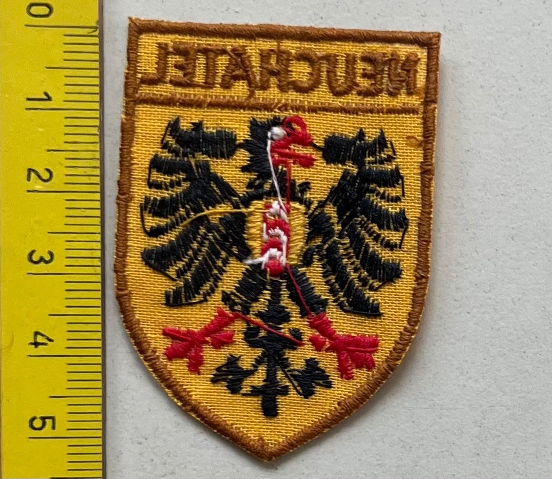 Patches: Neuchâtel / Aufnäher Stoffabzeichen vintage – Gebraucht aus Ostermundigen von DaxKarten-75 1