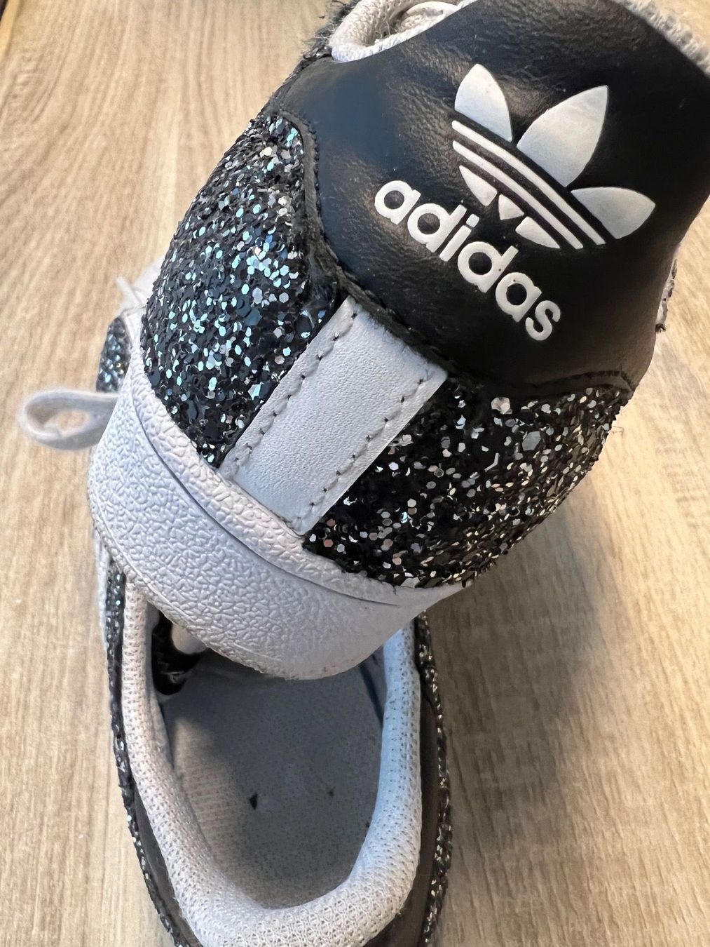 Adidas Scarpe per ragazze: ADIDAS  Sneaker Spezial Edition  Gr. 35.5 – Usato da Wil SG venduto da Northchild77 2
