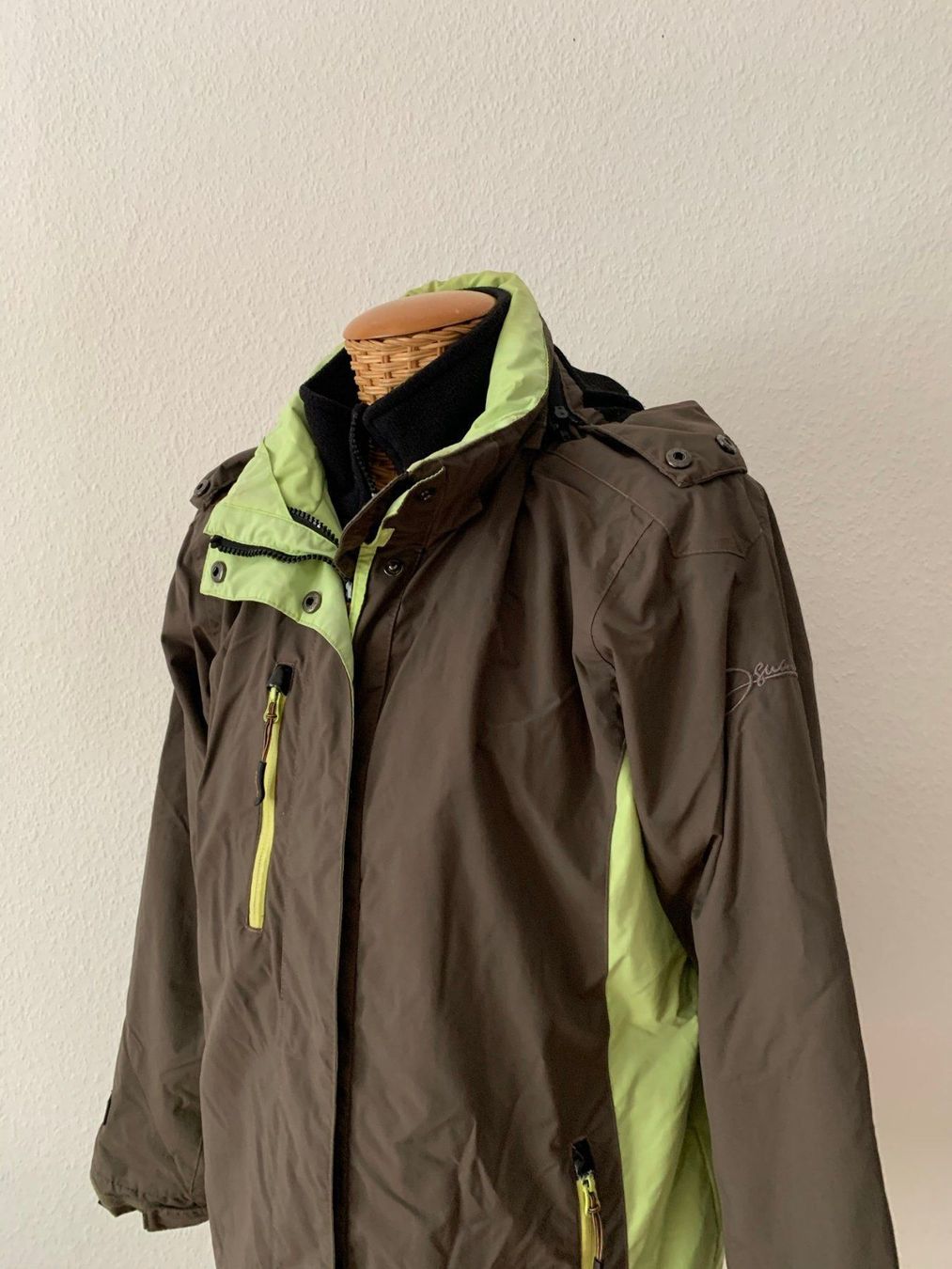 Jacken: IGUANA - Jacke mit integriertem Fleece 40 – Gebraucht aus Zürich von Diazaio 3