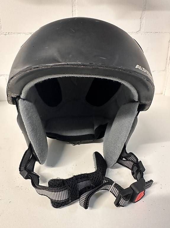 Casques: Alpina Skihelm 54-57 cm – D'occasion à Kastanienbaum par JuniorP. 1