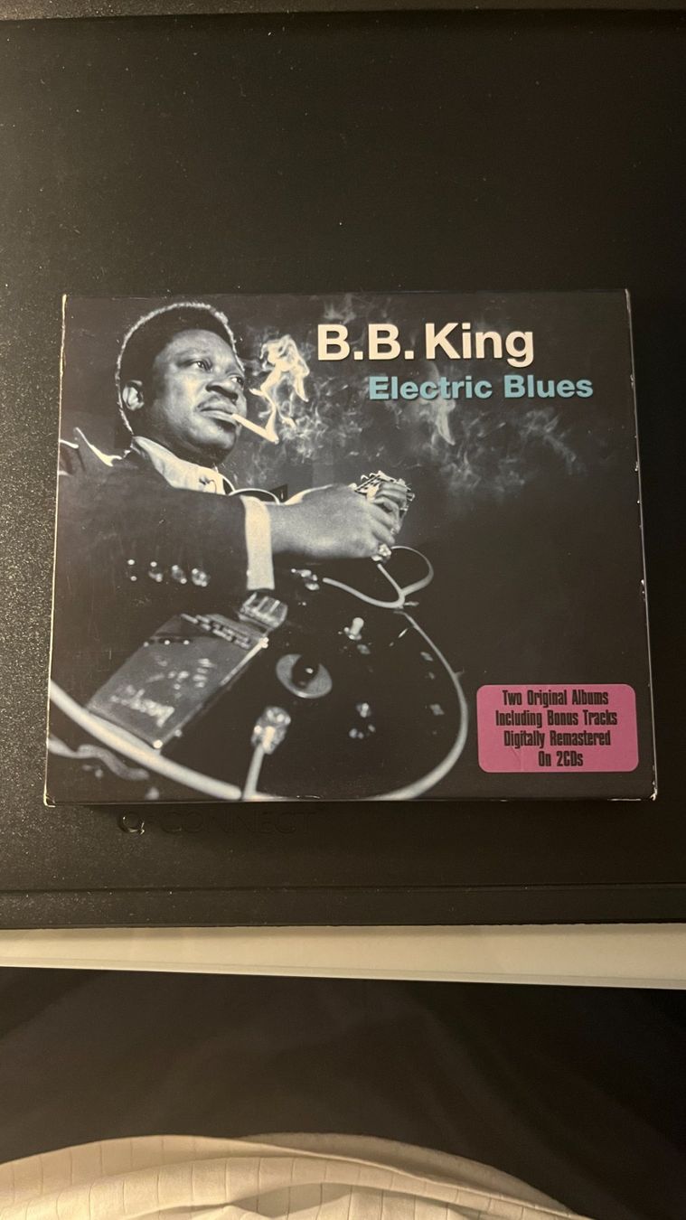 CD: B.B. King Electric Blues 2 CDs Bonus Tracks – Usato da Zell ZH venduto da jacopo.bonfiglio