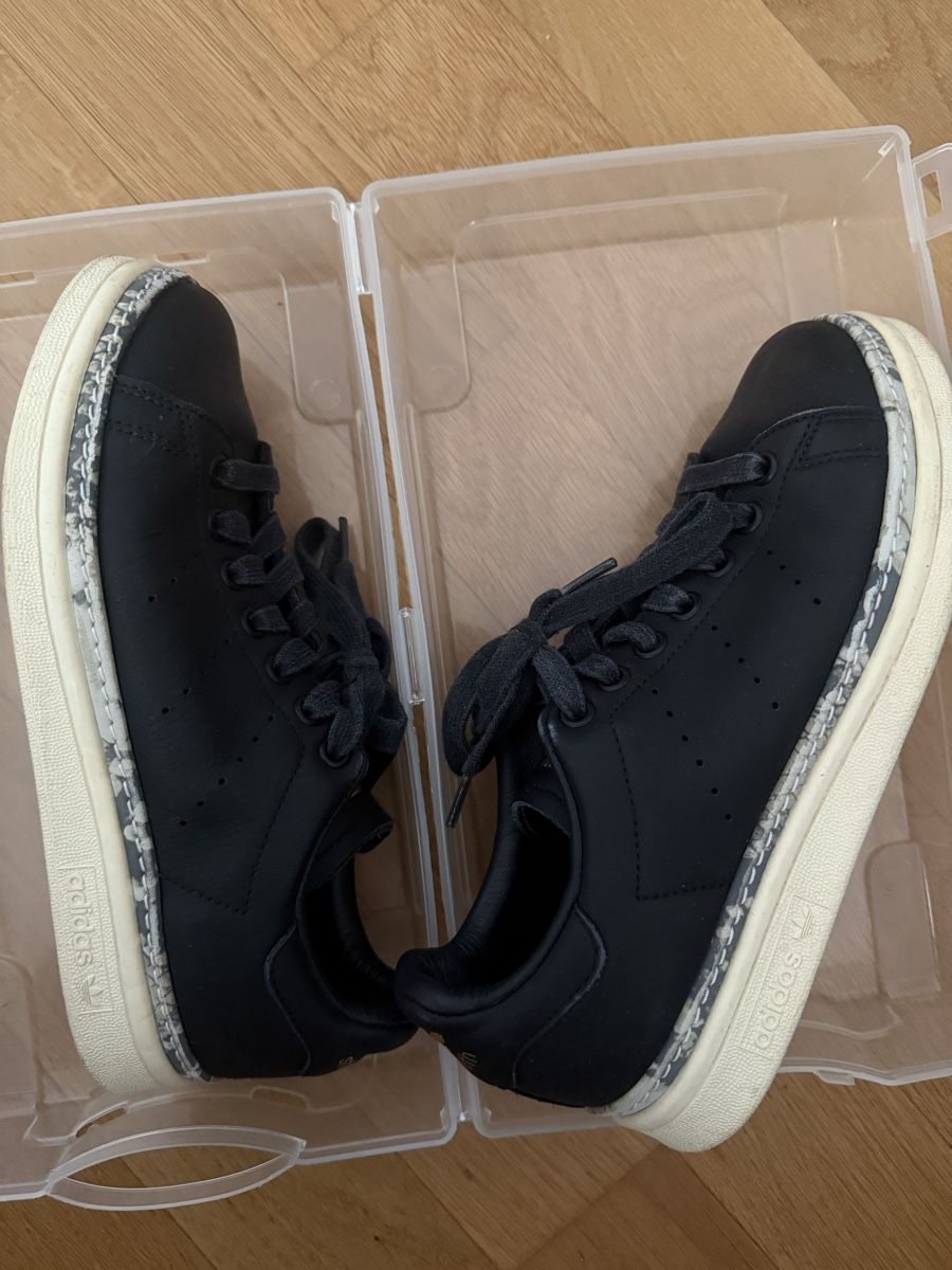 Adidas Scarpe da donna: Adidas Sneakers schwarz – Usato da Winterthur venduto da yar_dpp8 3