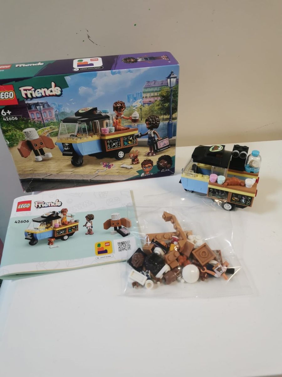 Lego Giocattoli: Lego Friends rollendes Café – Usato da Pfeffingen venduto da Fantasy1971