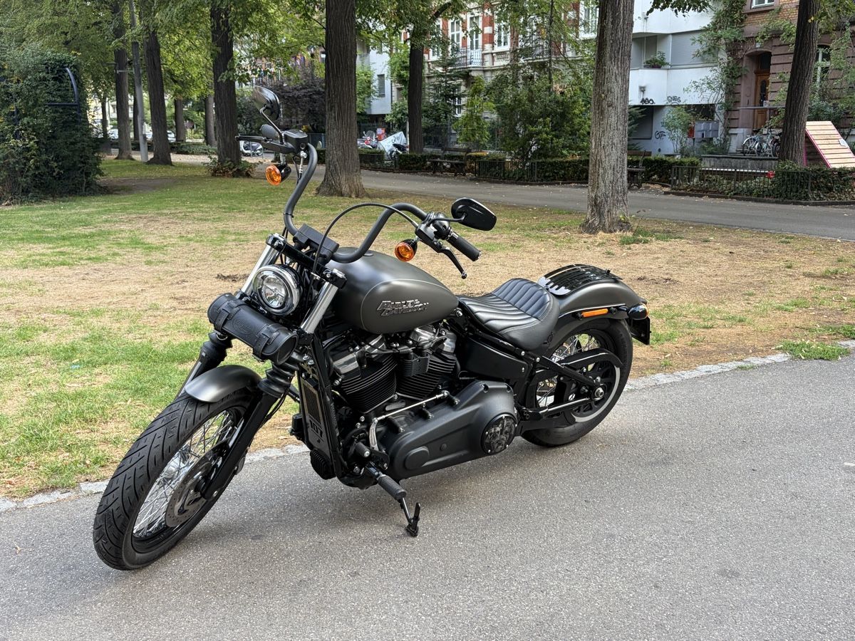 Harley-Davidson Cruisers: Harley Street Bob FXBB – D'occasion à Basel par michapetrillo01