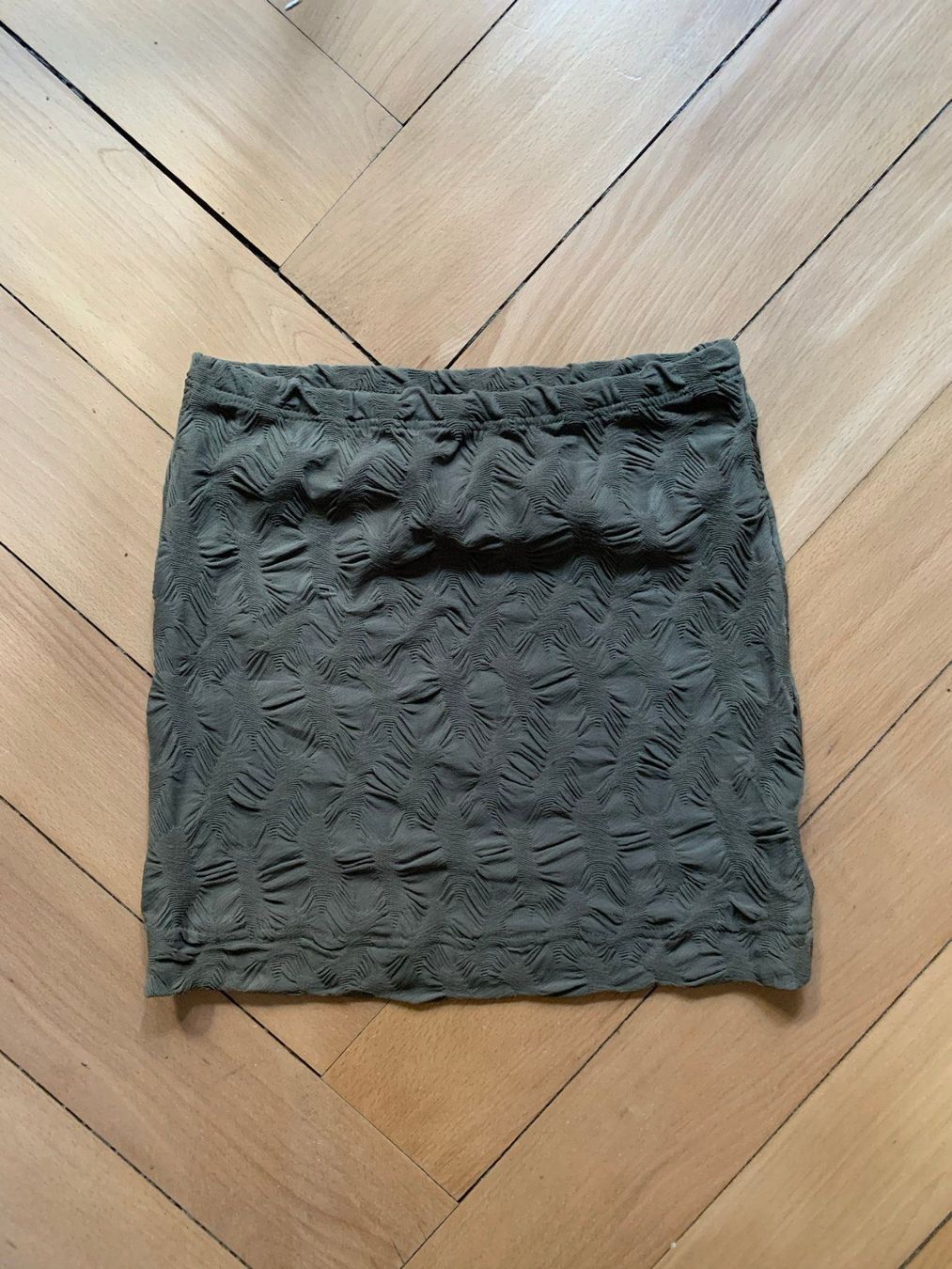 H&M Röcke: Stretch Rock olivgrün - XS – Gebraucht aus Zürich von Diazaio