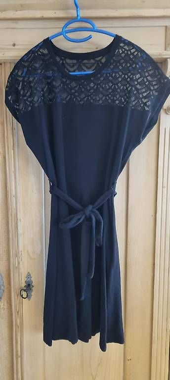Only Kleider: Kleid only gr.M – Gebraucht aus St. Gallen von dan_w62f