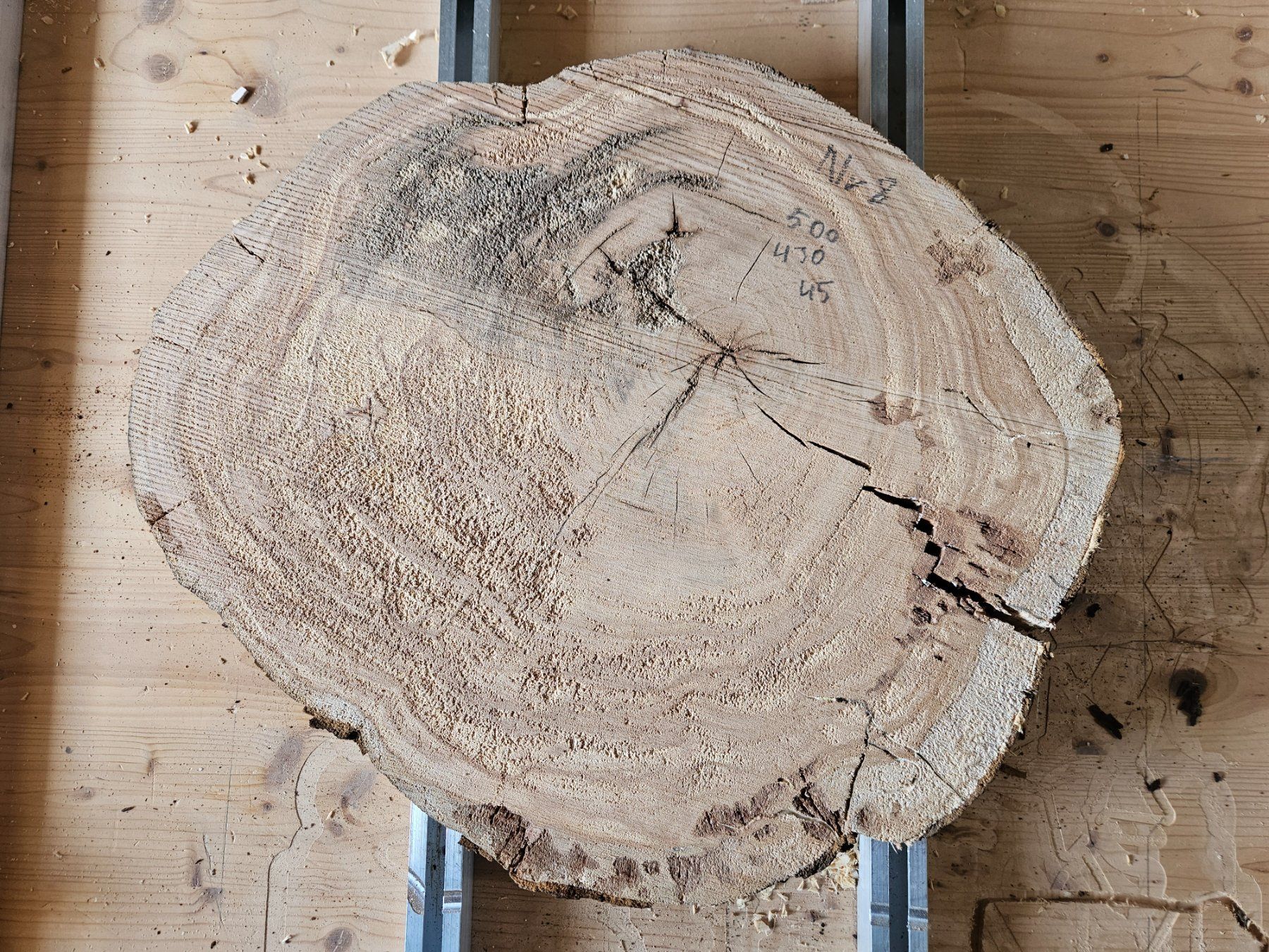 Articles en bois: Baumscheibe Kirschbaum Holz – Neuf (Voir description) à Schangnau par egli6.2