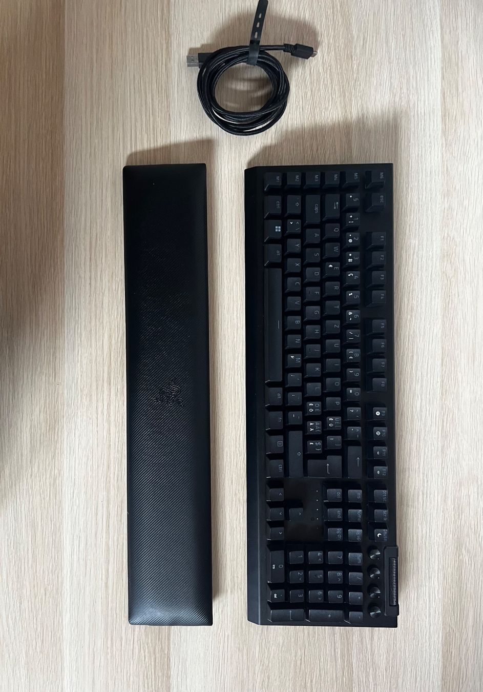 Razer Tastiere: Clavier Gaming Razer BlackWidow v4 – Usato da L’Etivaz venduto da lau_84 1