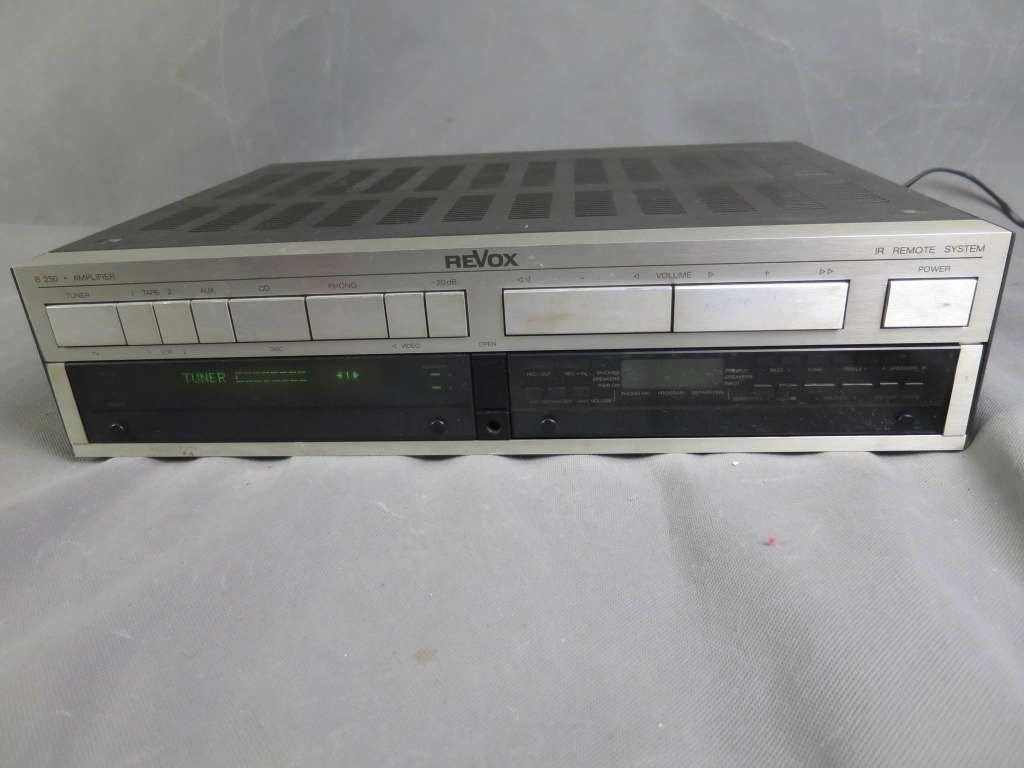 Revox Amplificatori: Revox B 250 Amplifier mit Fernbedienung – Usato da Zürich venduto da 1.Simon 9