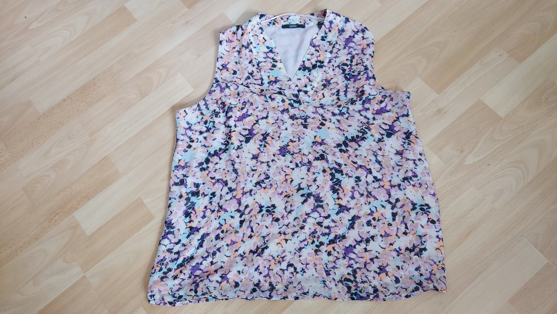 Esprit Tops: **Hochwertiges Top von Esprit Gr. 42** – Neu (gemäss Beschreibung) aus Staffelbach von alibaba67