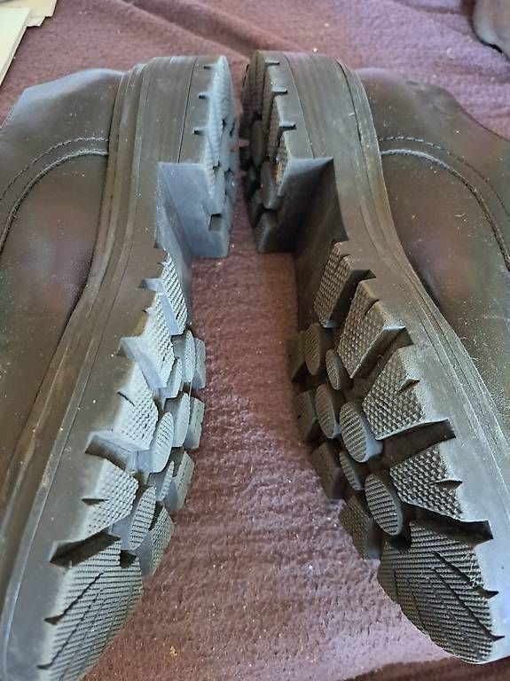 Scarpe da donna: Chaussure femme – Usato da La Chaux-de-Fonds venduto da atipik 1