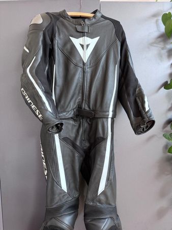 Dainese Lederkombi Grösse 50 2-Teiler Top Zustand!