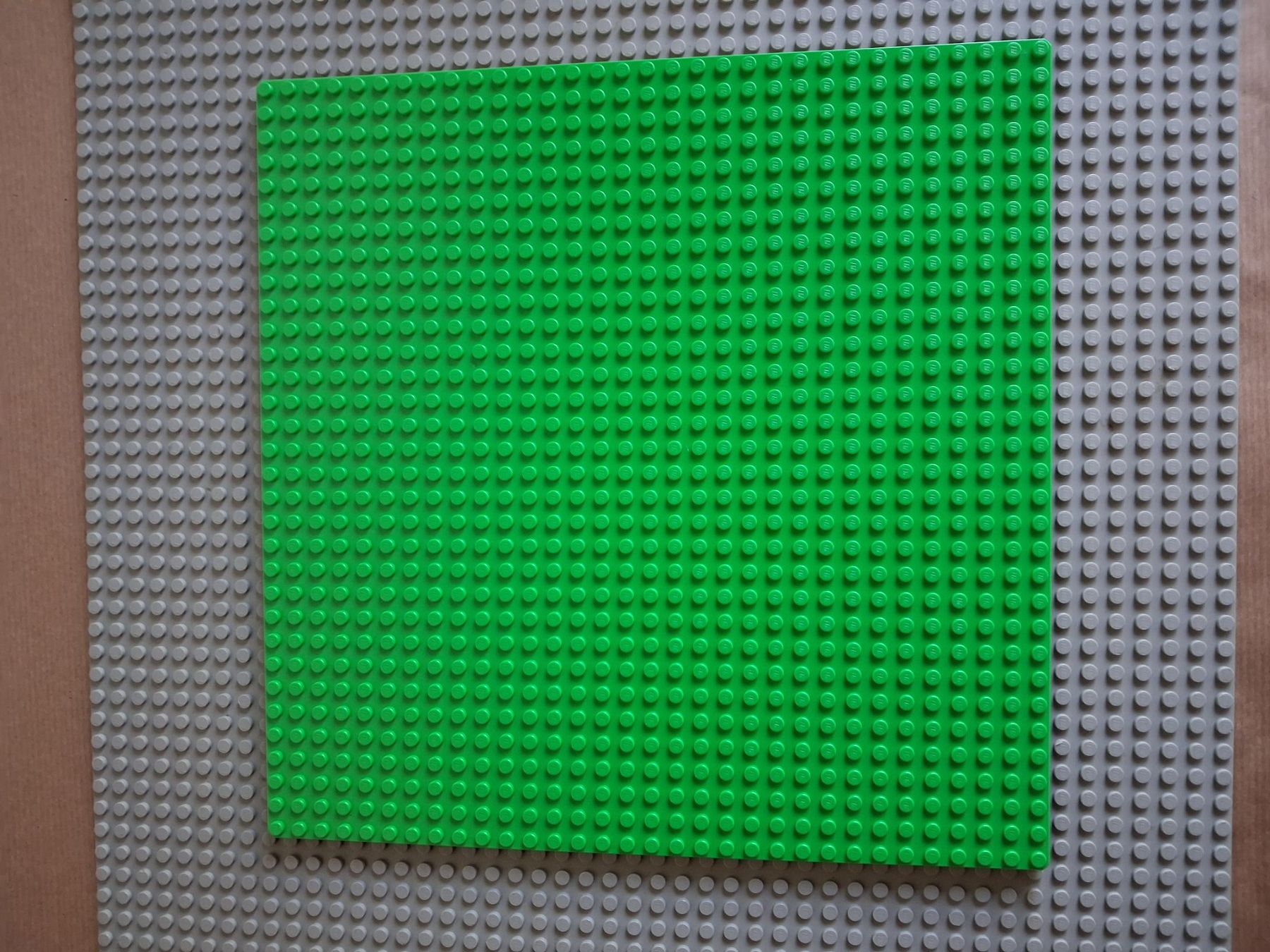 Lego Giocattoli: 3 Lego Bauplatten Gemäss den Bildern. – Usato da Hagendorn venduto da siwasi3 3