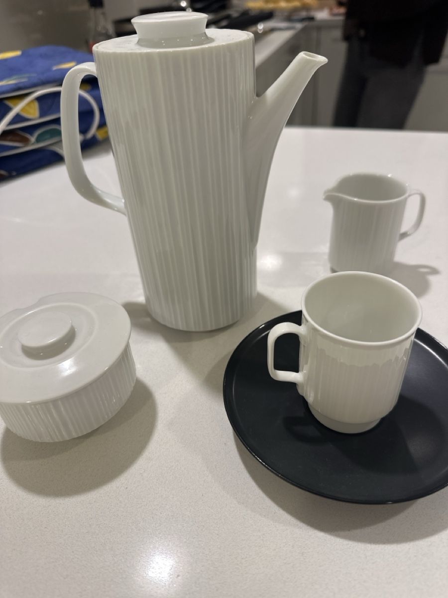 Rosenthal Set di piatti: Rosenthal Kaffeeservice Tapio Wirkkala – Nuovo (secondo la descrizione) da St. Gallen venduto da Ursula66
