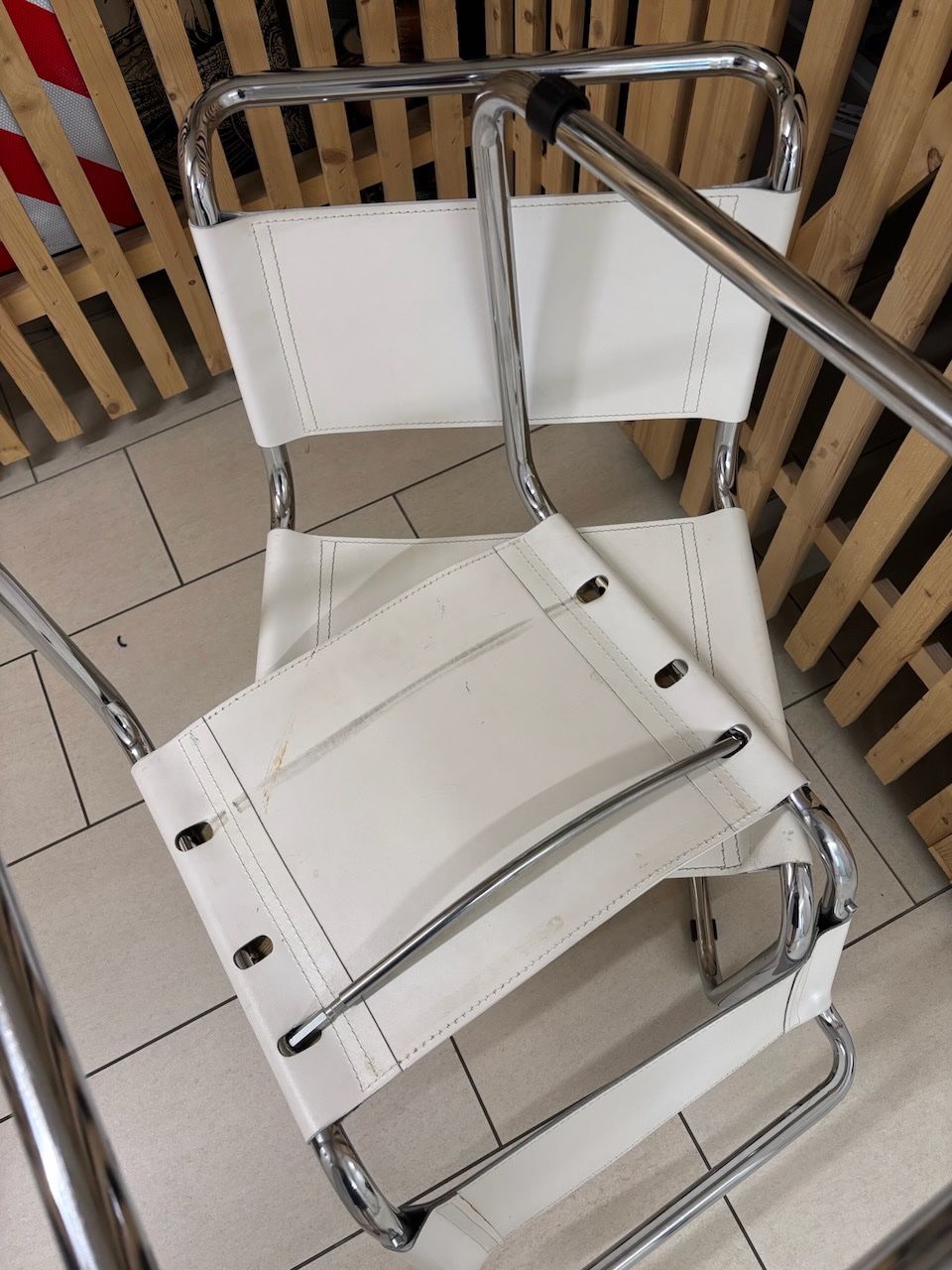 Sedie: 2 x Freischwinger Stühle weiss – Usato da Turbenthal venduto da ah.styx 3