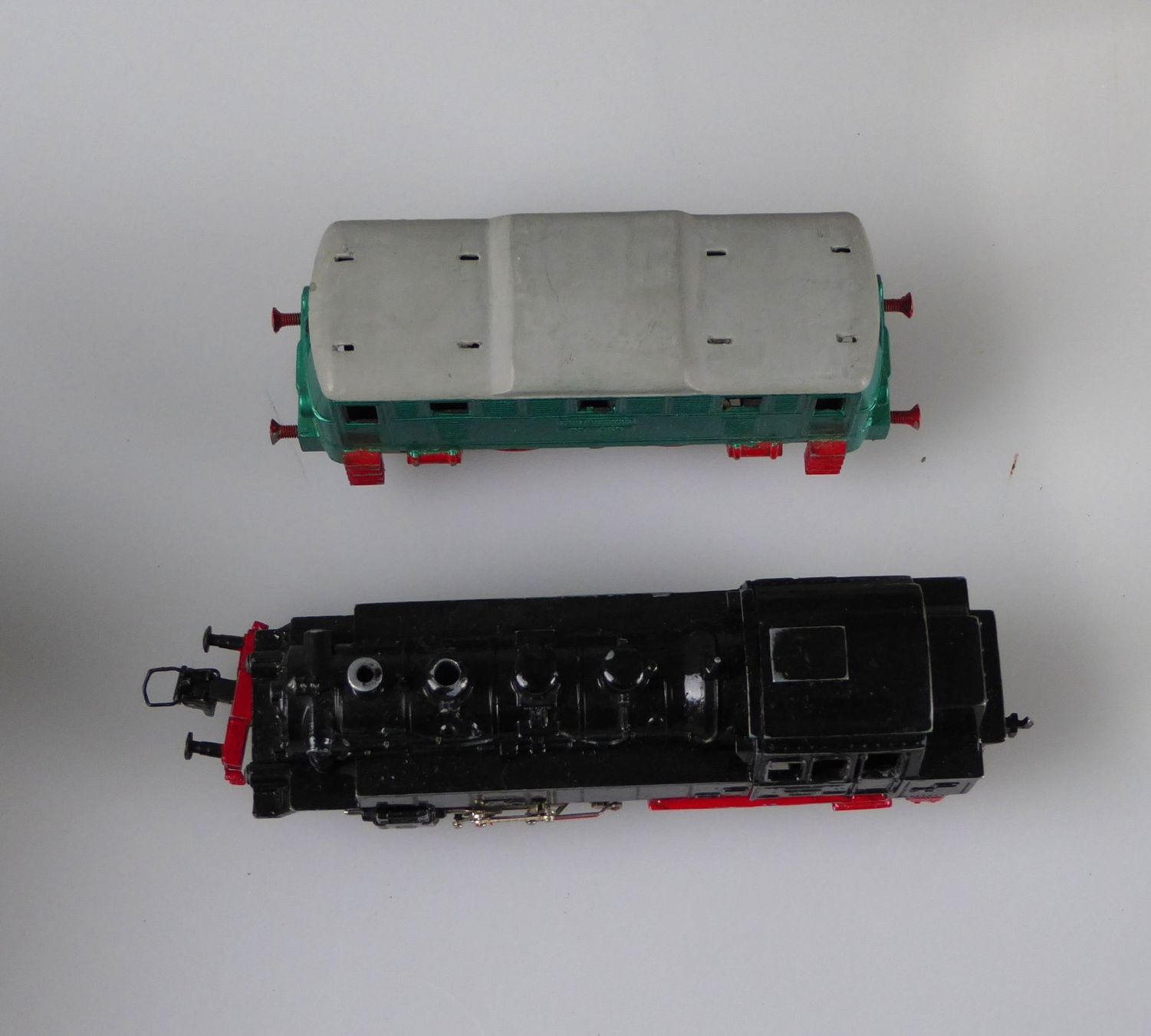 Märklin Modellini di ferrovie: MÄRKLIN Modelleisenbahn – Usato da Volketswil venduto da brockipfannenstil 4
