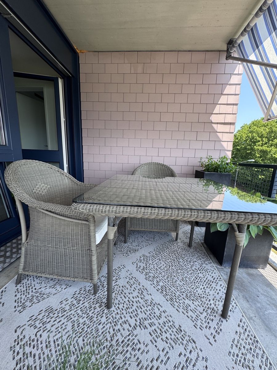 Tischset: Balkon Möbelset ab CHF 1.00 – Gebraucht aus Zürich von Pagan007 1