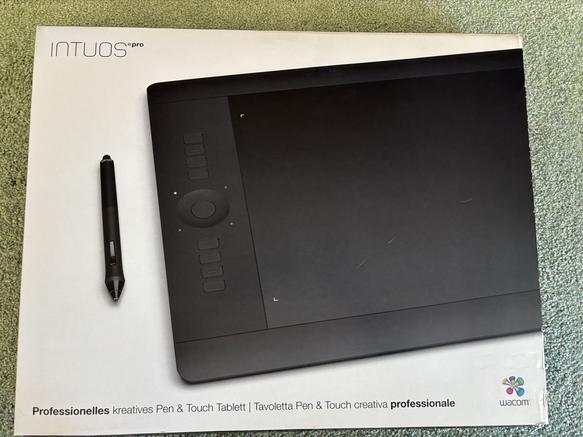 Wacom Tablet PC: Wacom Intuos Pro Pen & Touch Grafiktablett Large – Neu (gemäss Beschreibung) aus Amriswil von HanPav 1