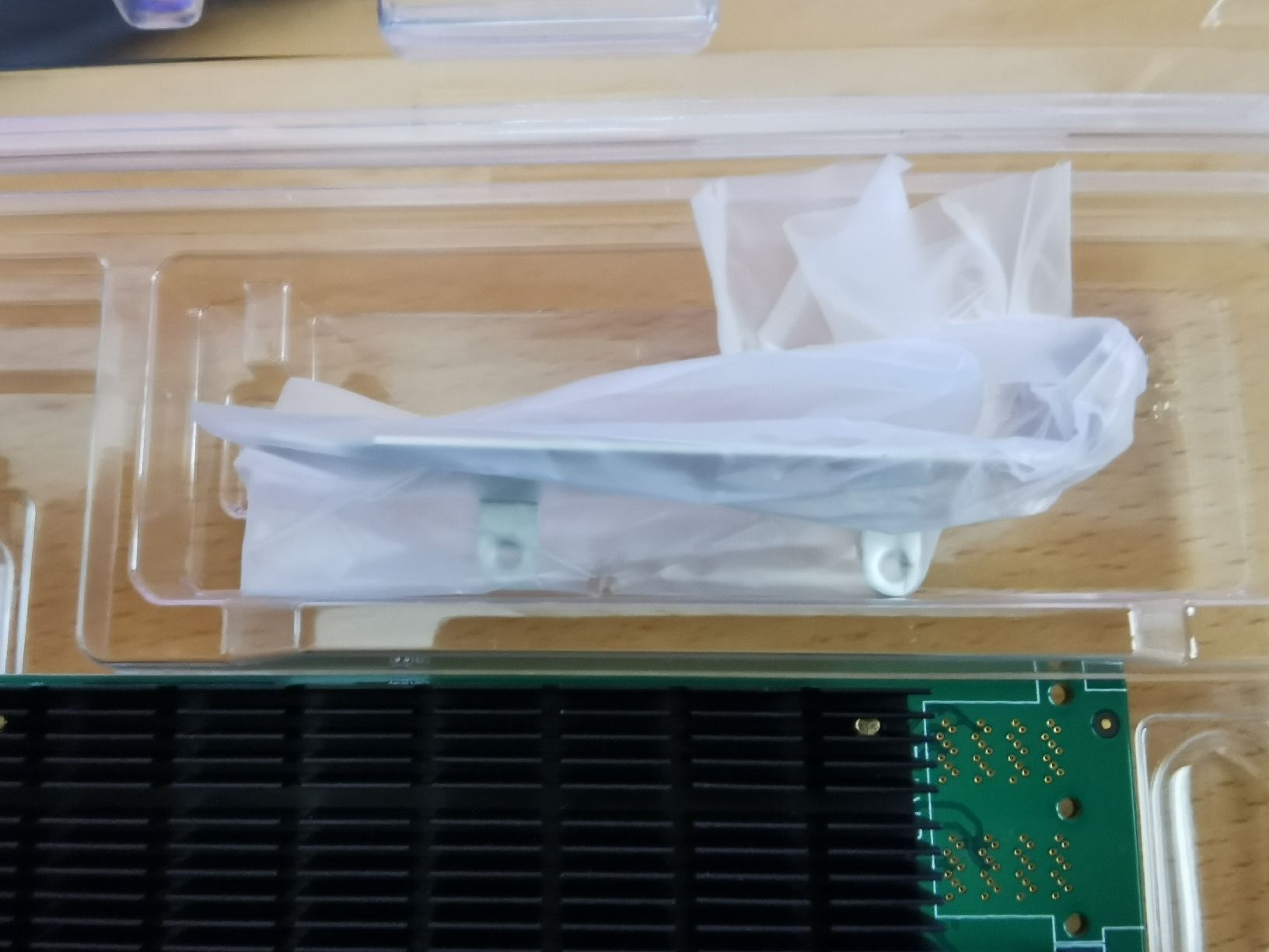 Componenti elettronici: HighPoint RR3720C RAID Controller 8-Port SAS/SATA New – Nuovo (secondo la descrizione) da Payerne venduto da mmarguet 3