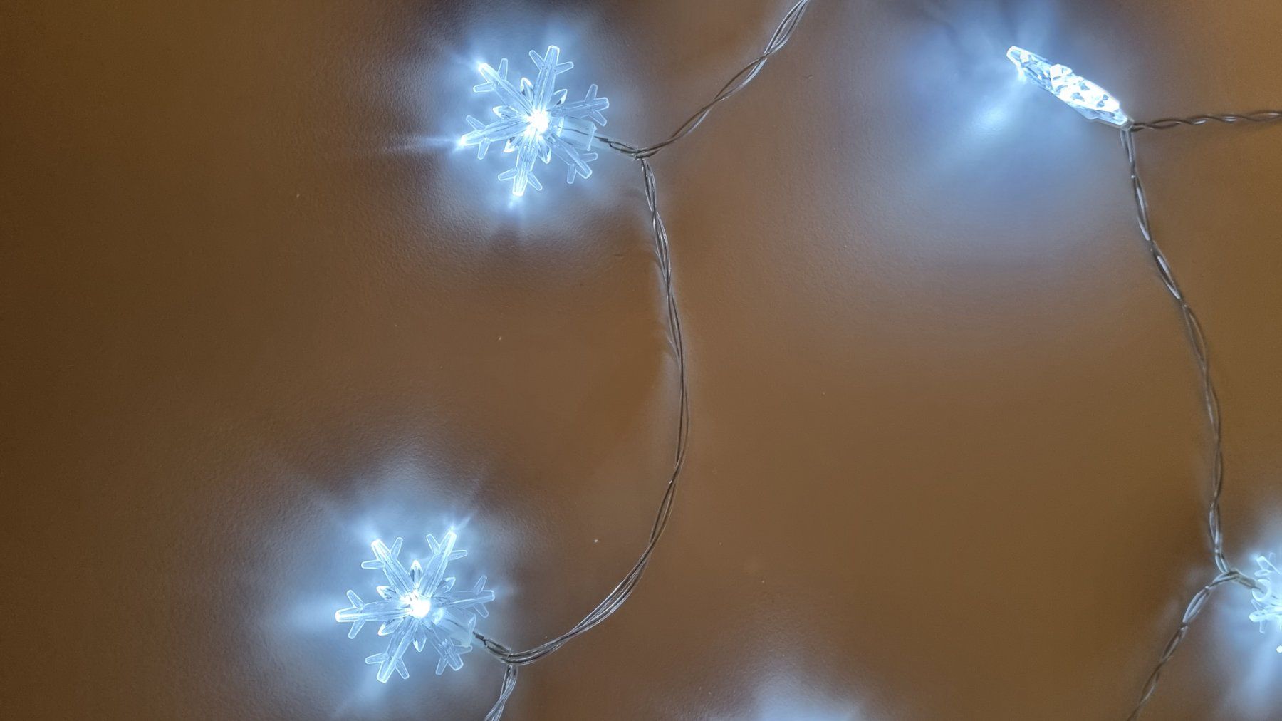 Guirlandes lumineuses: LICHTERKETTE 3 METER LANG BLAULICHT – Neuf (Voir description) à Zofingen par Felpa 1