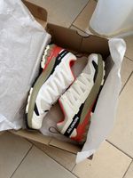 Salomon XA Pro 3D V9 trail running shoes
