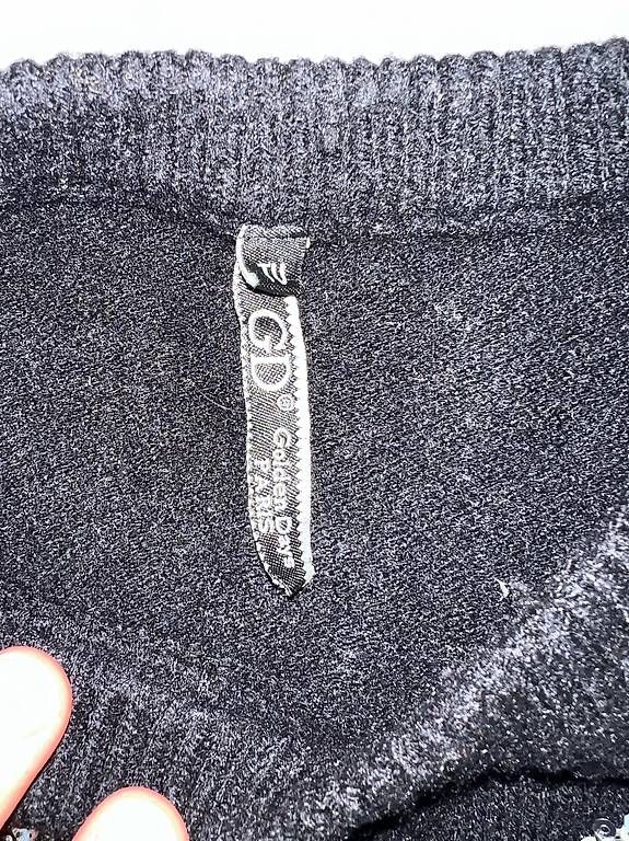 Maglioni & Felpe: Pull noir à curs sequins & velours Manches bouffantes M/L – Usato da Coppet venduto da diablogogo 3