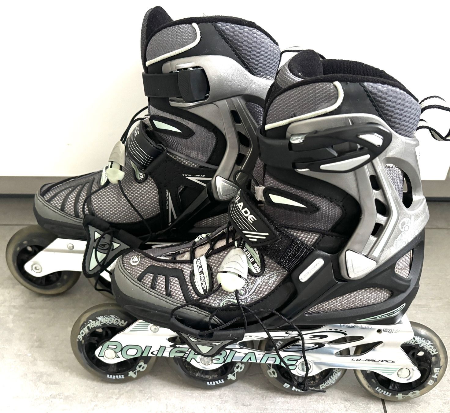 Pattini in linea & Pattini a rotelle: Rollerblade Inlineskates - EU 37 – Usato da Bottmingen venduto da Merkur_Basel 2
