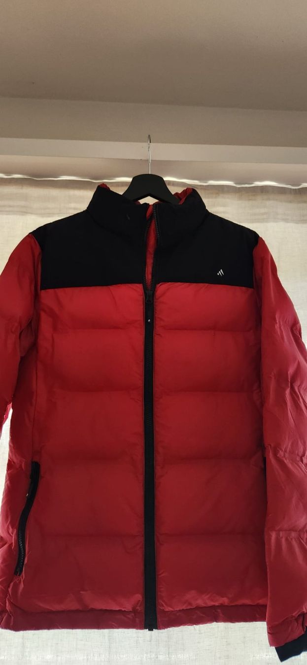 Giacche: Winterjacke "Mountain" Gr. S  Rot/Schwarz – Usato da Zürich venduto da syl_bhd2 1