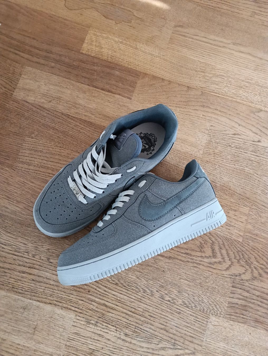 Nike Scarpe da donna: Schuhe " Nike Air" Gr. 39... – Nuovo (secondo la descrizione) da Uetendorf venduto da Koh0 1