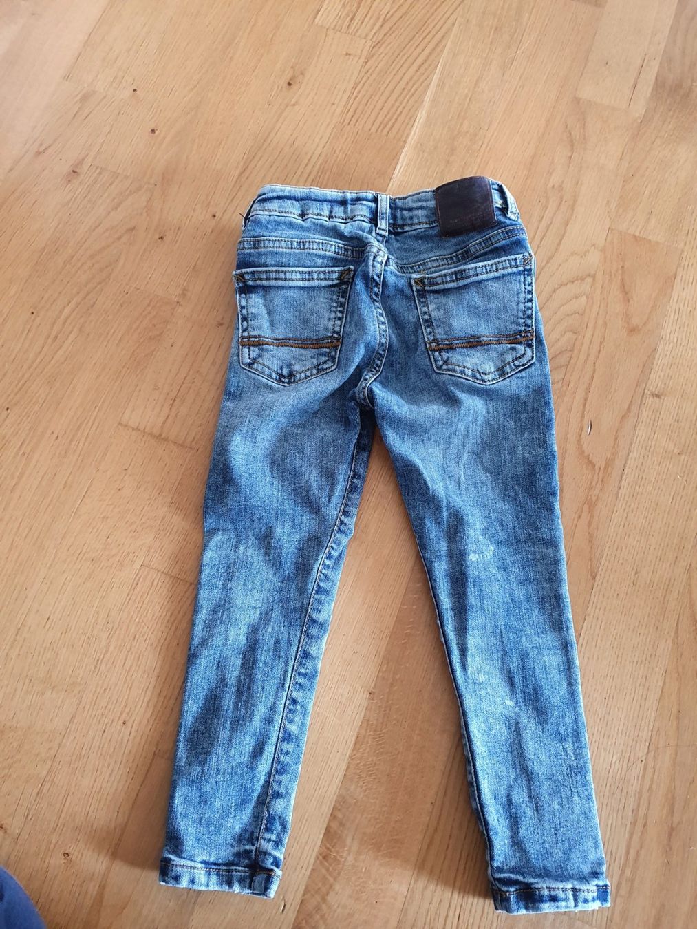 Zara : Hose Grösse 98 – Usato da Rickenbach SO venduto da S.u.n.s.h.i.n.e.83 2