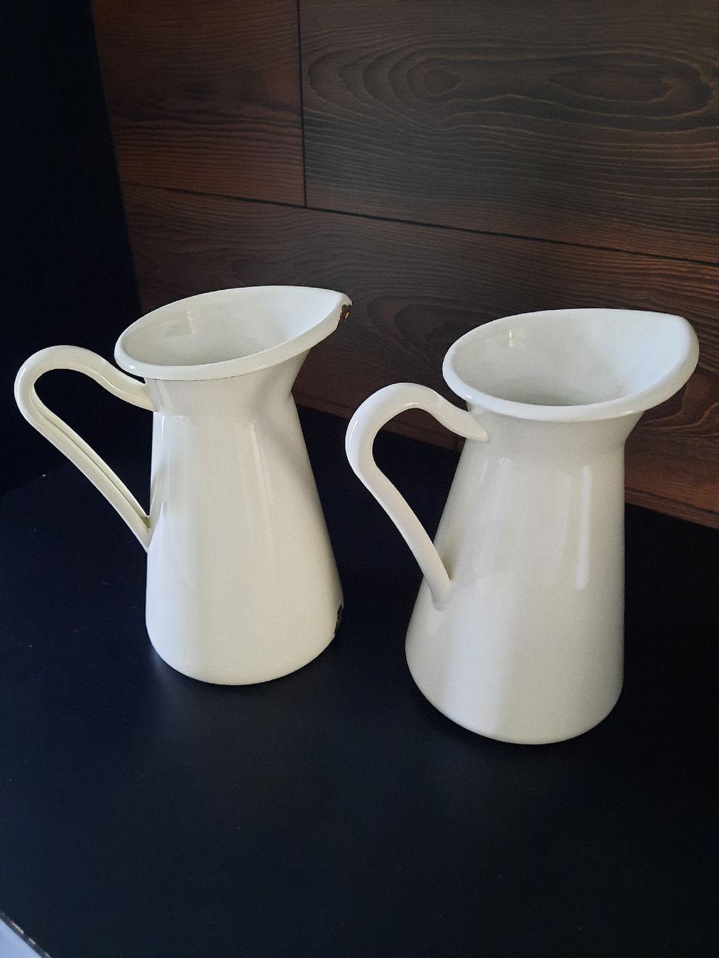 Vasi & Recipienti: 3 Emaille Krüge weiss 2 Grössen – Usato da Baar venduto da lejaro.frank 2
