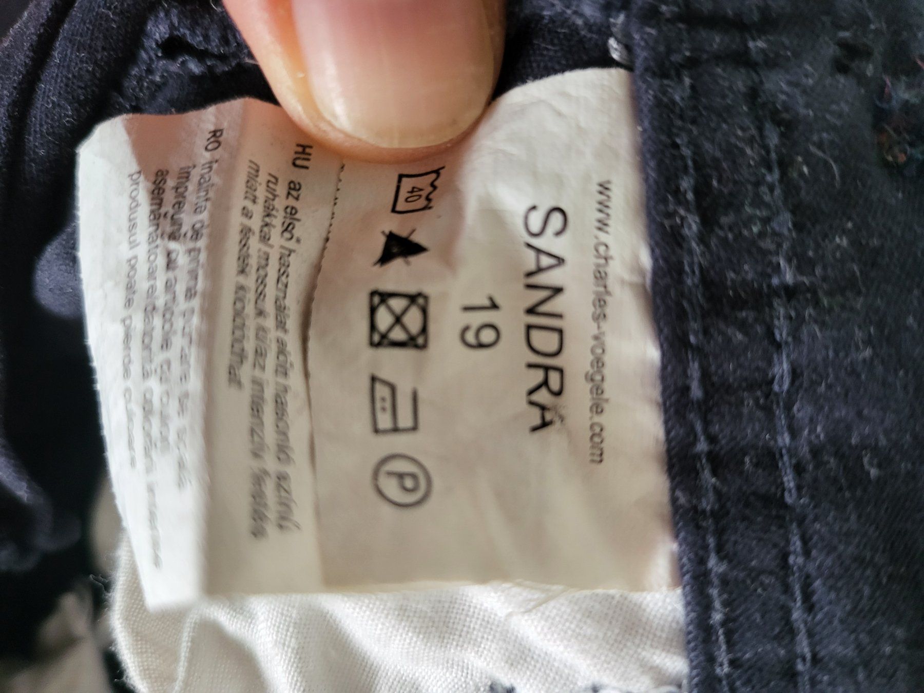 Pantaloni: Dunkelblaue Mädchen- Damenhose Grösse 19? Vermutl 34 – Usato da Horgen venduto da 2CH70 2