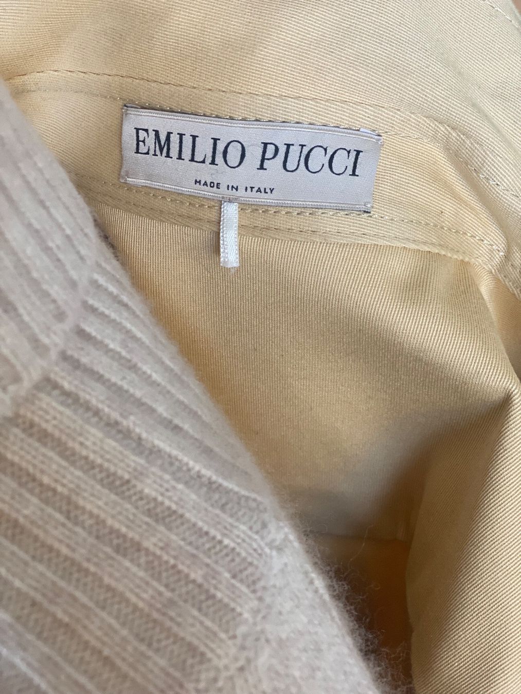 Cappotti: Emilio Pucci Trenchcoat – Usato da Uster venduto da Charis5 6