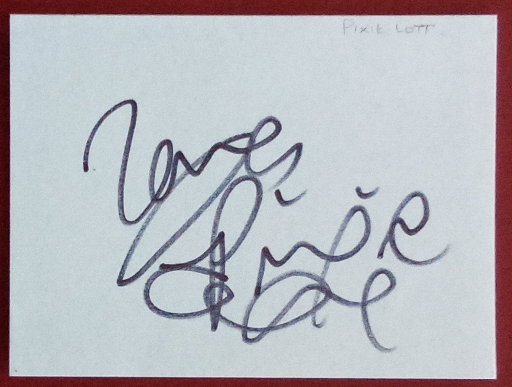 Autographes: Pixie Lott Autogramm signiert Karte 10x15cm – D'occasion à Bischofszell par Gottselig