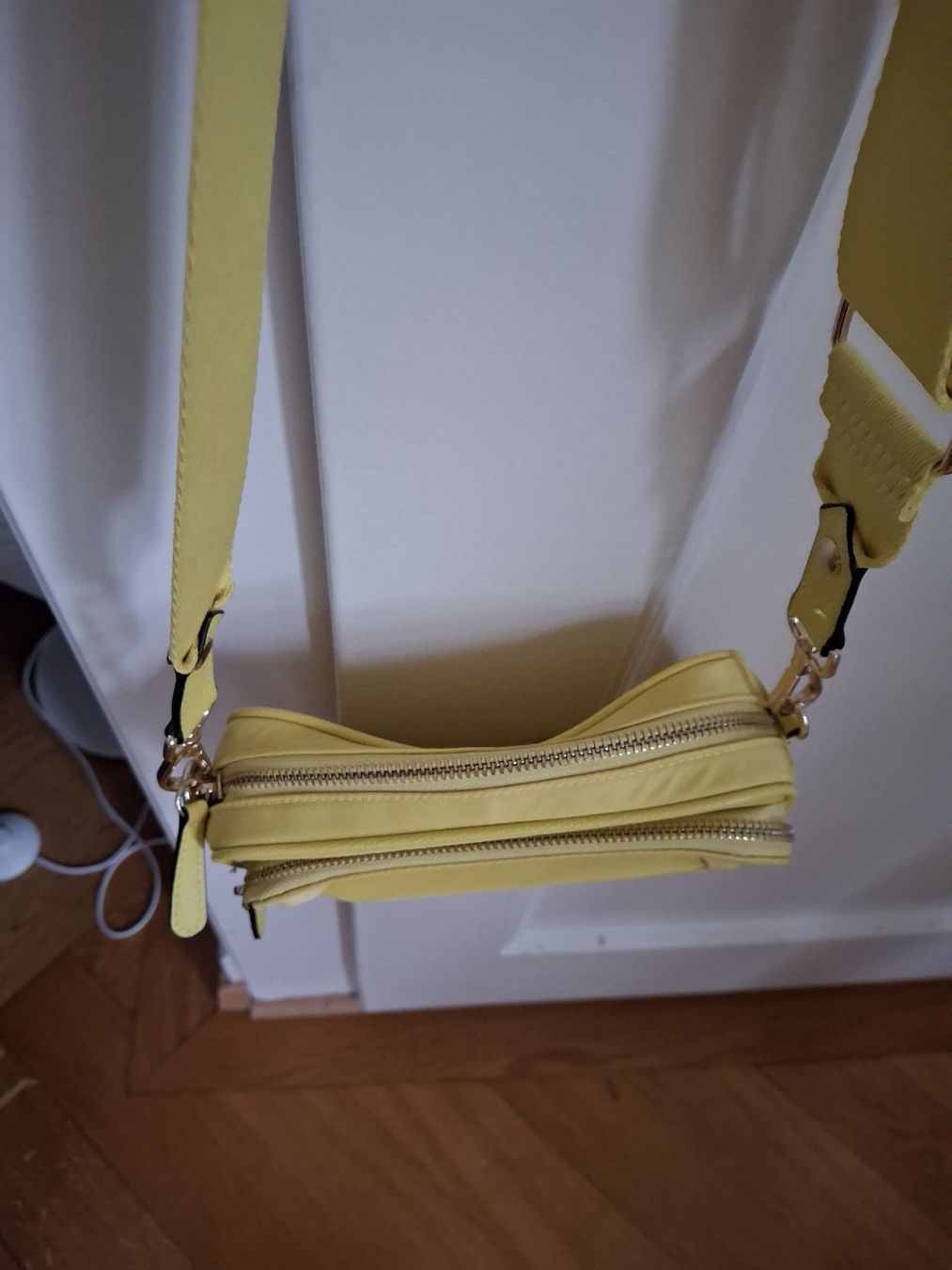 Taschen für Damen: Sac jaune en tissu  – Gebraucht aus Lausanne von Cognitia 1