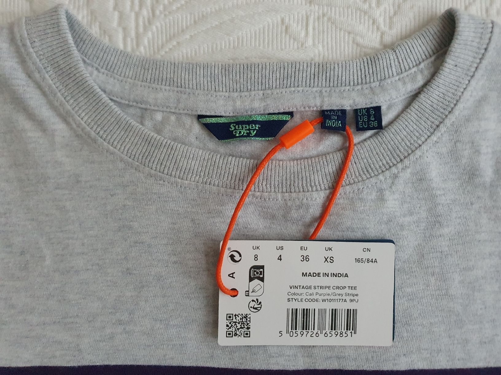 Superdry Camicette, T-shirt & Top: T-Shirt "SuperDry" – Nuovo e nell'imballaggio originale da Fraubrunnen venduto da 8calliope8 2