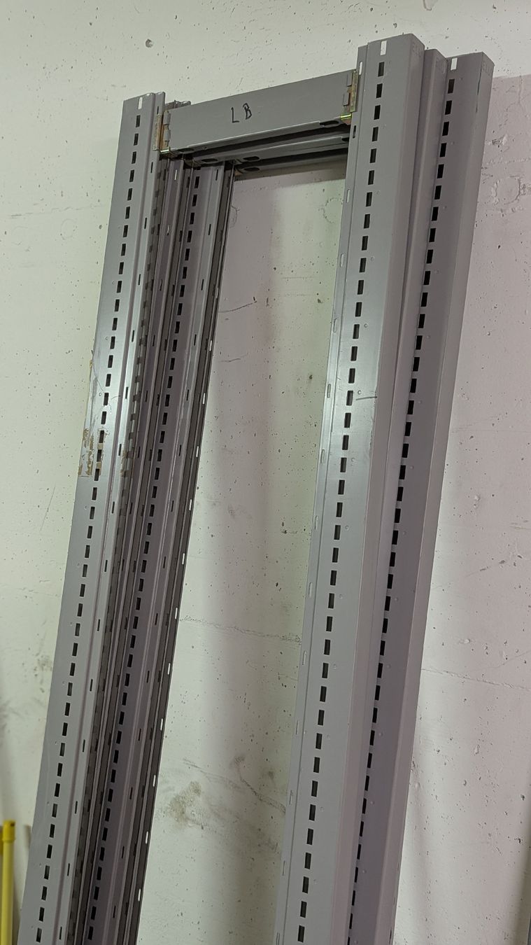 Scaffali: Wandgestell belastbar mit Gewicht – Usato da Turbenthal venduto da hil_tl5f 1