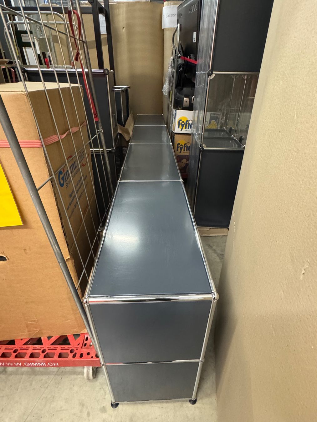 USM Scaffali: USM Haller Sideboard Anthrazit 2 x 4er Elemente – Usato da Diessenhofen venduto da Osio 1