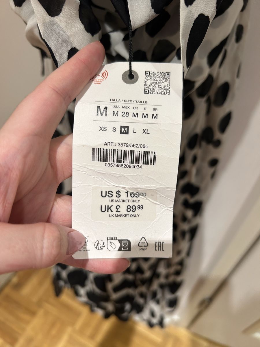 Zara Robes: Robe longue à pois taille M neuve – Neuf (Voir description) à Les Acacias par Jeanne_lng 2