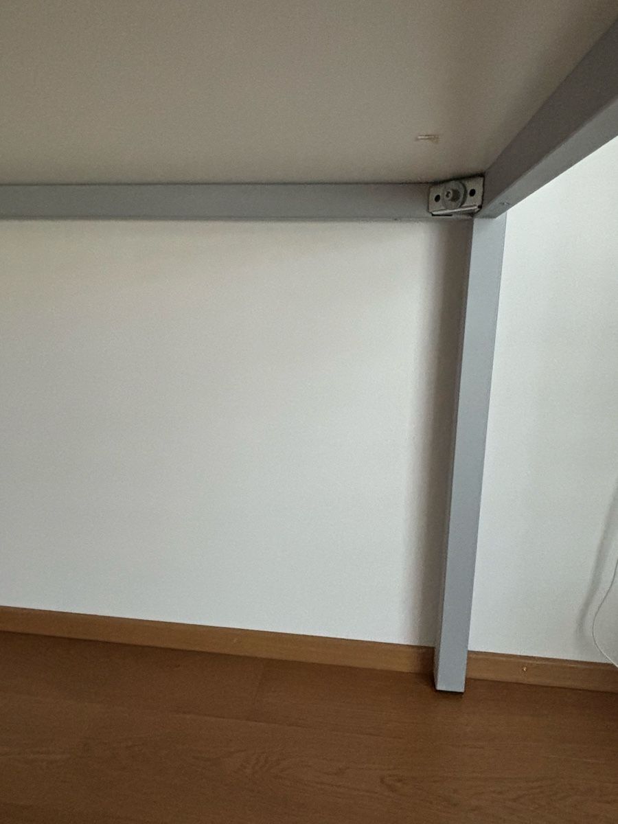Scrivanie: Bürotisch – Usato da Sursee venduto da Zupsa 4