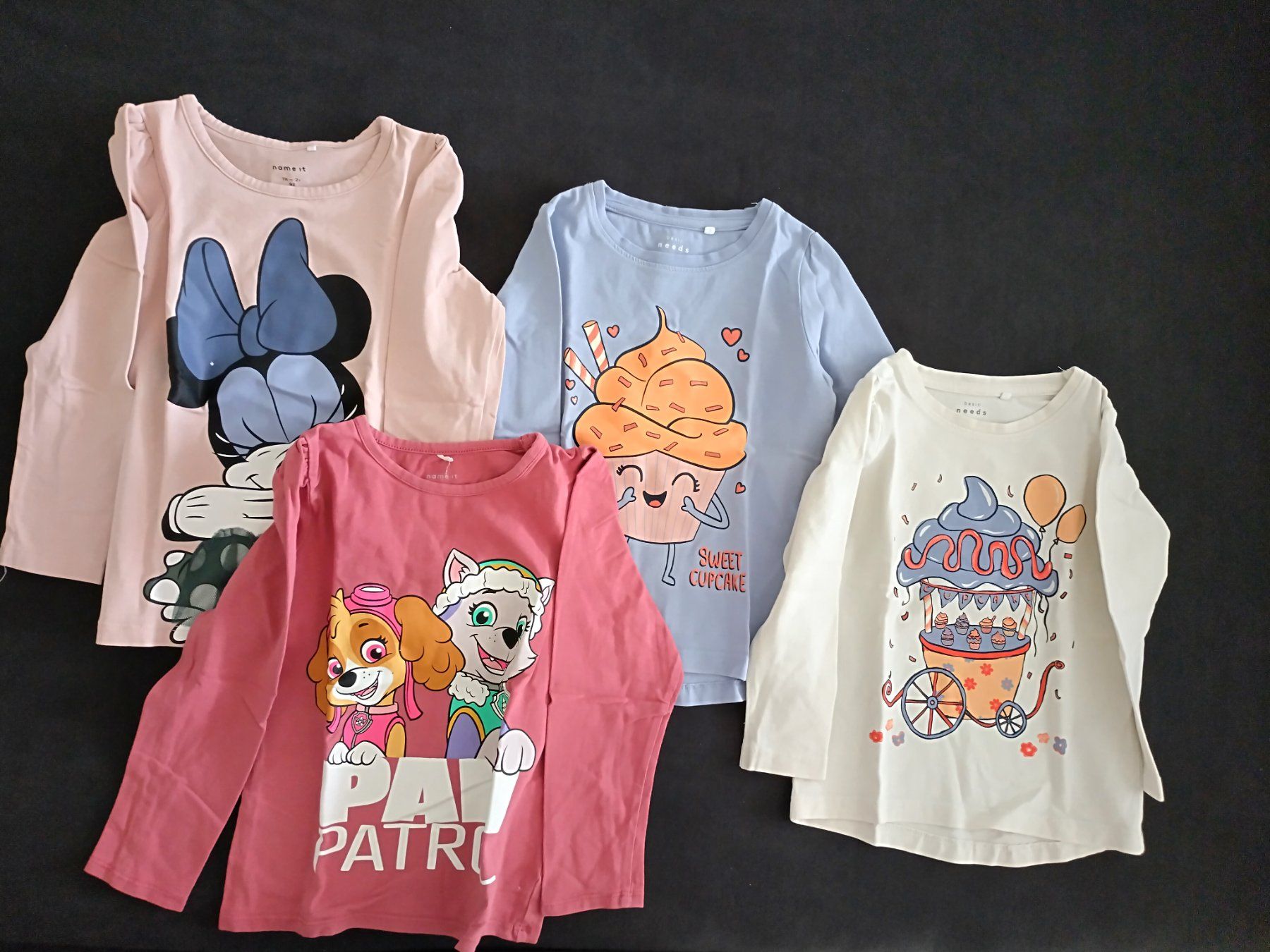 Blouses, T-shirts & Tops: Langarmshirts Mädchen – D'occasion à Affoltern am Albis par AudiS5