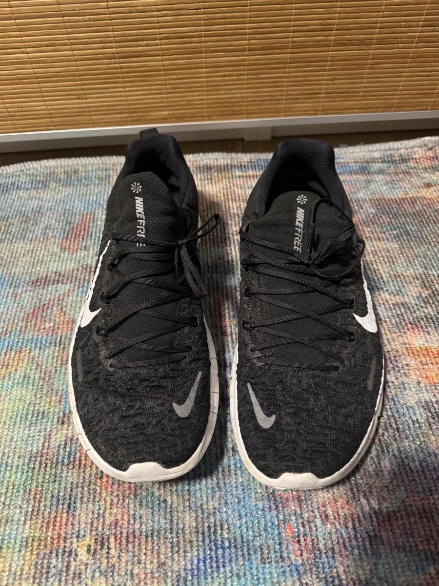 Nike Scarpe da uomo: Nike Laufschuhe, Schwarz, Grösse 45,5 – Usato da Bülach venduto da _milziv