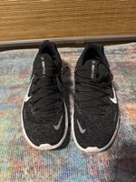 Nike Laufschuhe, Schwarz, Grösse 45,5