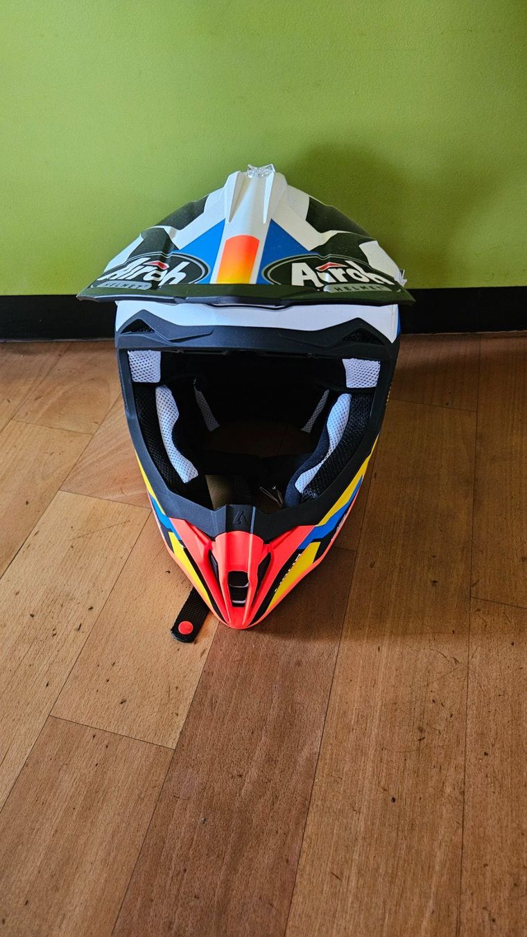 Airoh Casques & visières: Motorradhelm S – Neuf (Voir description) à Boll par minkas 1