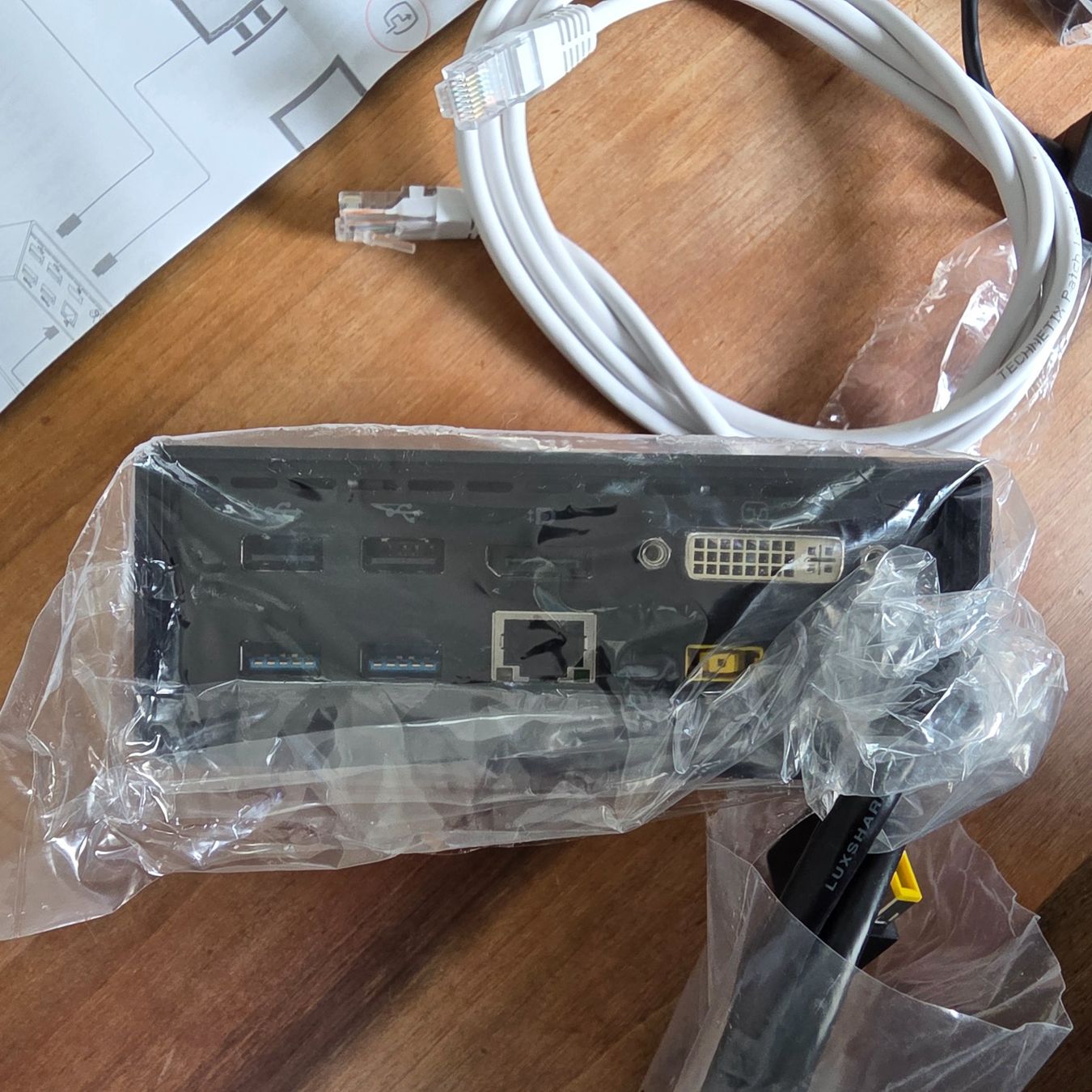 Lenovo Docking station: Lenovo ThinkPad OneLink Pro Dock – Usato da Luzern venduto da Cado12 3